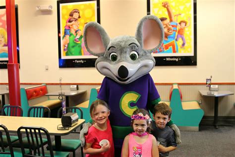 Chuck e. cheese's - Chuck E. Cheese. 1,224,219 likes · 6,910 talking about this · 798,507 were here. New games, new food, new fun! Now Chuck E. Cheese is better than ever!